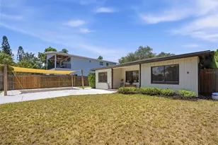 4925 Remington Dr, Sarasota, FL 34234 - Photo 7