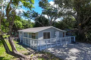 416 27th Ave W, Bradenton, FL 34205 - Photo 3