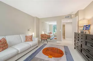 2425 Gulf Of Mexico Dr, Longboat Key, FL 34228 - Photo 25