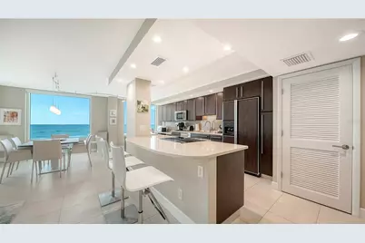 2425 Gulf Of Mexico Drive #3A, Longboat Key, FL 34228 - Photo 17