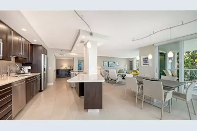 2425 Gulf Of Mexico Drive #3A, Longboat Key, FL 34228 - Photo 13