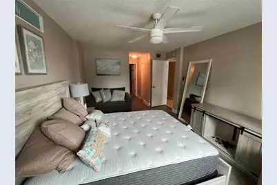 2700 Coconut Bay Ln Lane #4111, Sarasota, FL 34237 - Photo 11