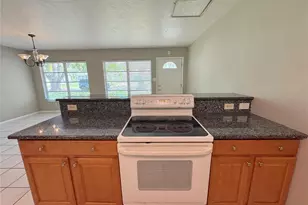 3883 Hawkeye Cir, Sarasota, FL 34232 - Photo 5