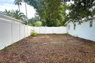 3883 Hawkeye Cir, Sarasota, FL 34232 - Photo 25