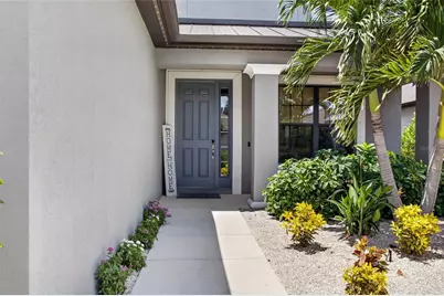 9069 Luna Lane, Sarasota, FL 34241 - Photo 3
