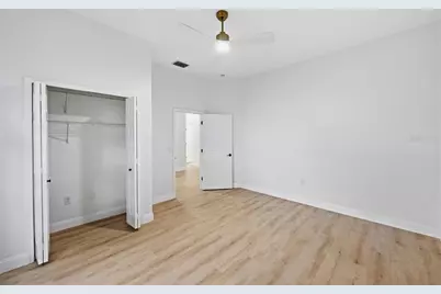 6011 Chaparral Avenue, Sarasota, FL 34243 - Photo 27