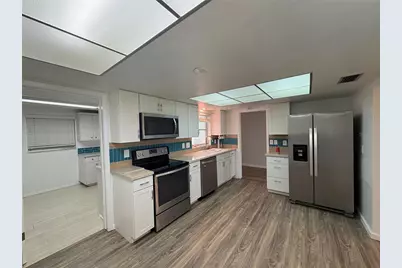 3276 Brunswick Lane #705, Sarasota, FL 34239 - Photo 13