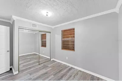 513 25th Avenue W, Bradenton, FL 34205 - Photo 17