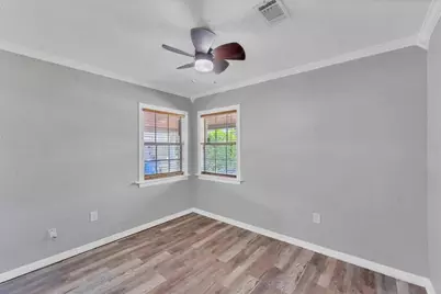 513 25th Avenue W, Bradenton, FL 34205 - Photo 19