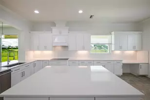 4789 Vasca Dr, Sarasota, FL 34240 - Photo 17
