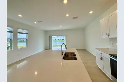 16532 Bergamo Place, Bradenton, FL 34211 - Photo 7