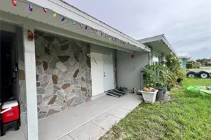 3246 Eagle St, Sarasota, FL 34235 - Photo 5