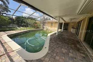 4240 Charing Cross Rd, Sarasota, FL 34241 - Photo 29