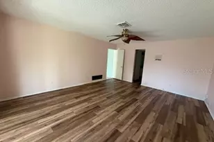 4240 Charing Cross Rd, Sarasota, FL 34241 - Photo 5