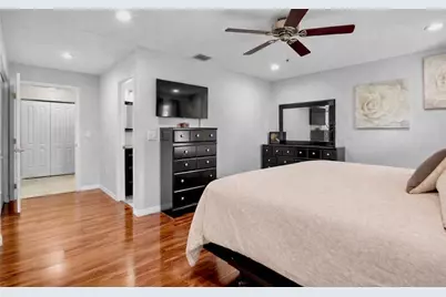 6816 Mauna Loa Boulevard, Sarasota, FL 34241 - Photo 17