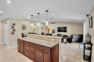 6816 Mauna Loa Blvd, Sarasota, FL 34241 - Photo 11