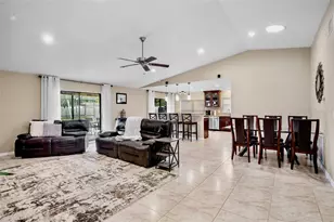 6816 Mauna Loa Blvd, Sarasota, FL 34241 - Photo 3