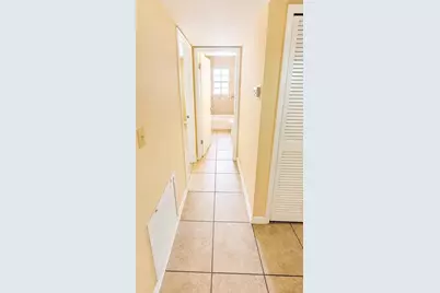 2405 Aspinwall Street #2405, Sarasota, FL 34237 - Photo 13