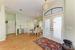 7102 42nd Ct E, Sarasota, FL 34243 - Photo 1