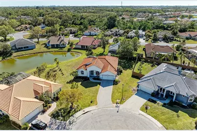 7102 42nd Court E, Sarasota, FL 34243 - Photo 17