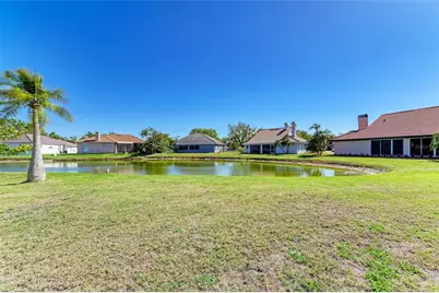 7102 42nd Court E, Sarasota, FL 34243 - Photo 33