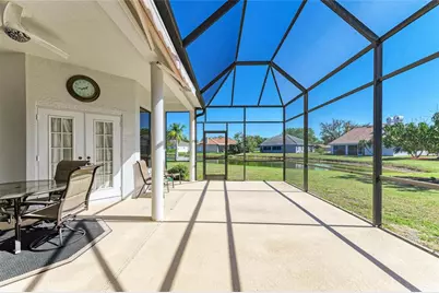 7102 42nd Court E, Sarasota, FL 34243 - Photo 35