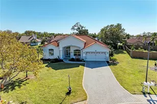 7102 42nd Ct E, Sarasota, FL 34243 - Photo 1