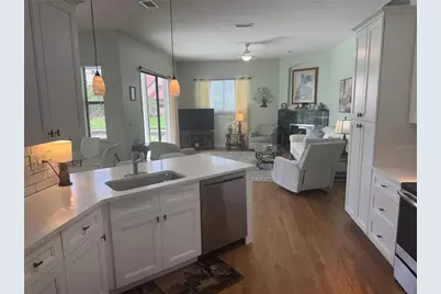 7102 42nd Court E, Sarasota, FL 34243 - Photo 7