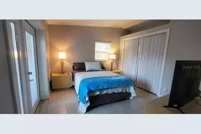 3530 Schwalbe Drive, Sarasota, FL 34235 - Photo 17