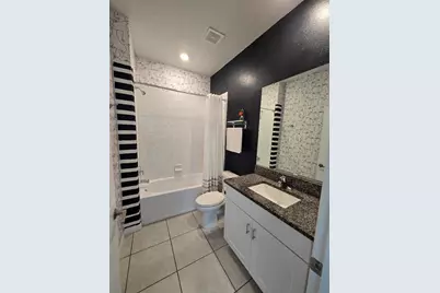 4640 Willet Cooper Court, Tampa, FL 33619 - Photo 19