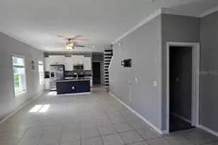 4640 Willet Cooper Ct, Tampa, FL 33619 - Photo 7