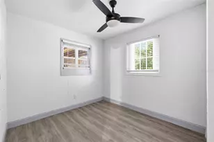 2706 E Annie St, Tampa, FL 33612 - Photo 17