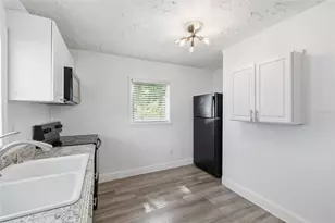 2706 E Annie St, Tampa, FL 33612 - Photo 11