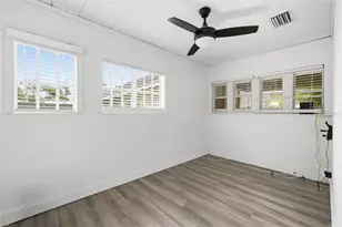 2706 E Annie St, Tampa, FL 33612 - Photo 15