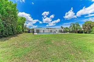 413 Whitfield Ave, Sarasota, FL 34243 - Photo 41