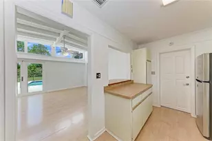 413 Whitfield Ave, Sarasota, FL 34243 - Photo 11