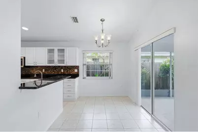 4380 Iola Drive, Sarasota, FL 34231 - Photo 11