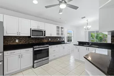 4380 Iola Drive, Sarasota, FL 34231 - Photo 15