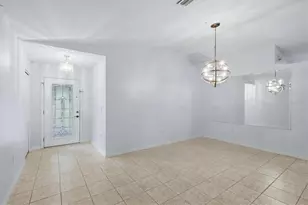 4380 Iola Dr, Sarasota, FL 34231 - Photo 5