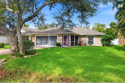 4380 Iola Drive, Sarasota, FL 34231 - Photo 3