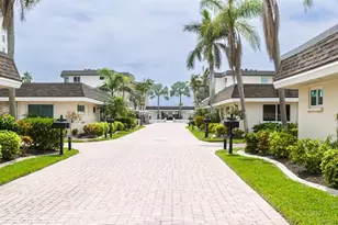 1900 Benjamin Franklin Dr, Sarasota, FL 34236 - Photo 3