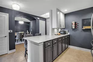 808 3rd Ave W, Bradenton, FL 34205 - Photo 9