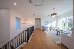 2420 Floyd St, Sarasota, FL 34239 - Photo 57