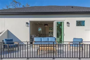 2420 Floyd St, Sarasota, FL 34239 - Photo 61