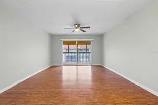1310 Glen Oaks Dr E, Sarasota, FL 34232 - Photo 3