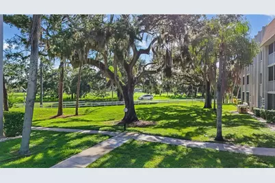 1310 Glen Oaks Drive E #383E, Sarasota, FL 34232 - Photo 21