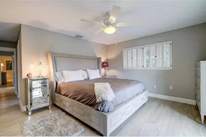 3214 N Seclusion Drive, Sarasota, FL 34239 - Photo 19