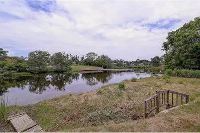 3214 N Seclusion Drive, Sarasota, FL 34239 - Photo 33