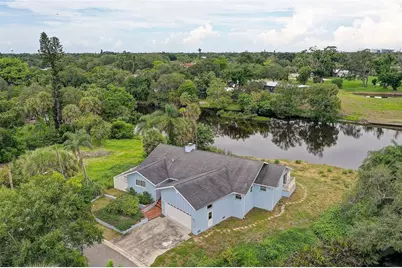 3214 N Seclusion Drive, Sarasota, FL 34239 - Photo 1