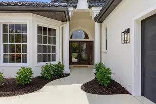7825 Wilton Crescent Cir, Bradenton, FL 34201 - Photo 5